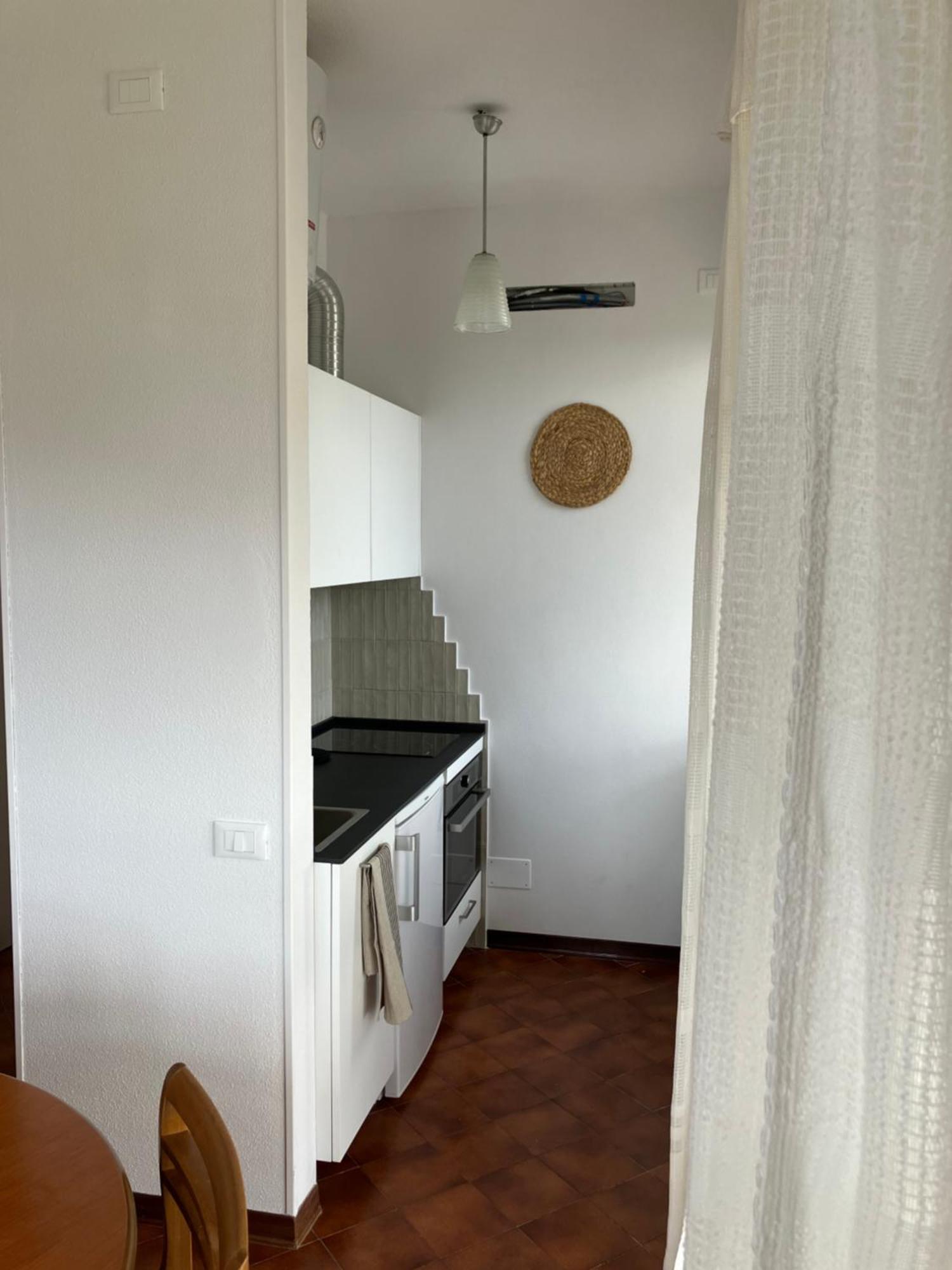 Aria Luce Mare Apartment San Bartolomeo Al Mare Bagian luar foto